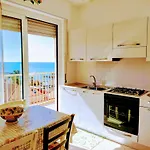דירה Casa Al Mare *
