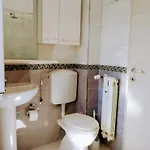 Casa Al Mare アパート ヴェンティミーリア